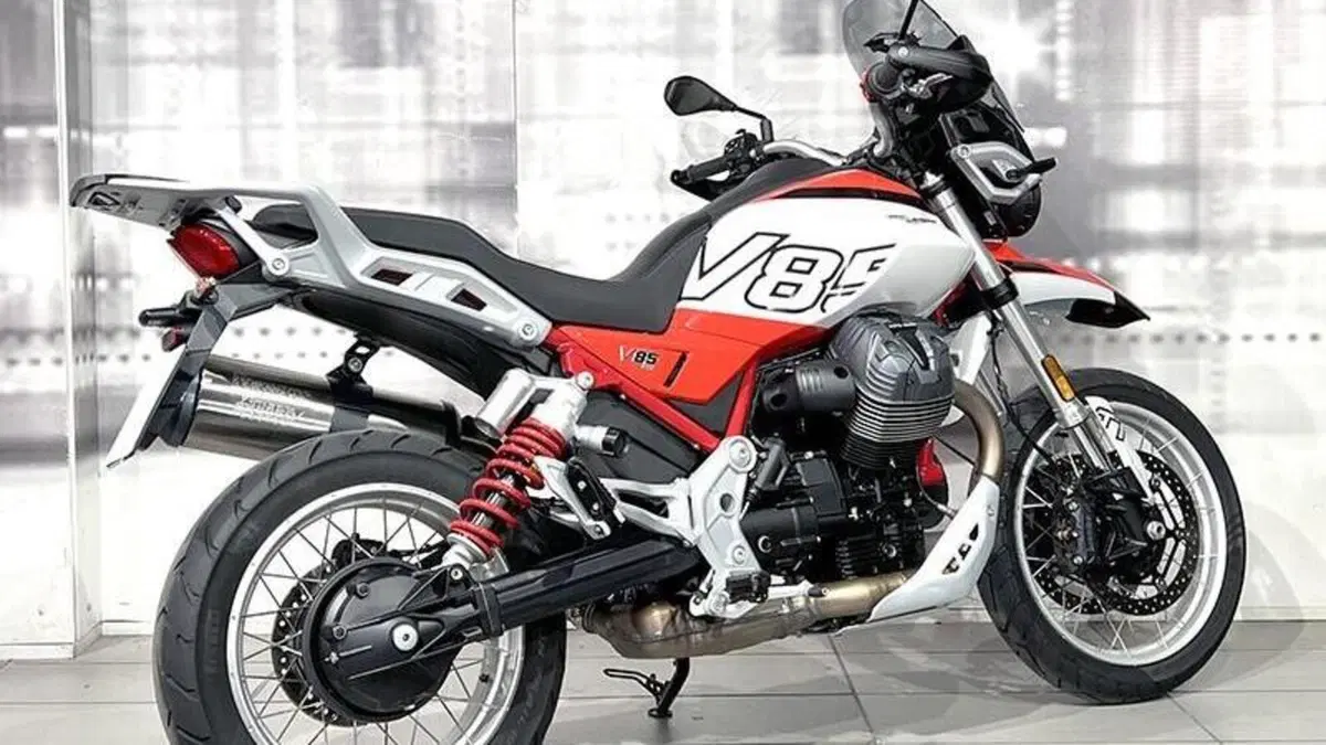Moto Guzzi V85 TT (2024 - 26)  (8)