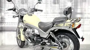 Moto Guzzi Nevada 750 Club (2002 - 06)  (2)