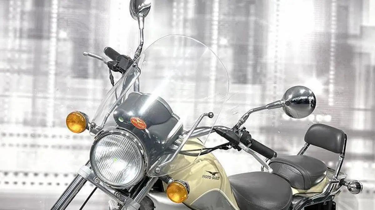 Moto Guzzi Nevada 750 Club (2002 - 06)  (5)