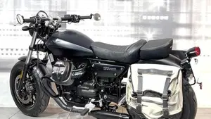 Moto Guzzi V9 Bobber (2018 - 20)  (2)