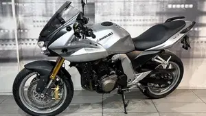 Kawasaki Z 750 S  (7)