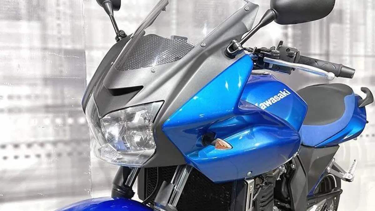 Kawasaki Z 750 S  (5)