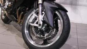 Kawasaki Z 1000 (2007 - 09)  (9)