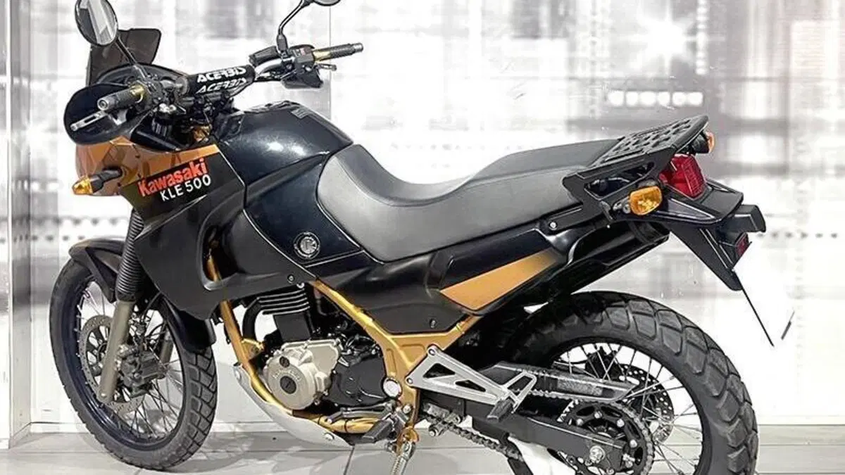 Kawasaki KLE 500 (2005 - 06)  (2)
