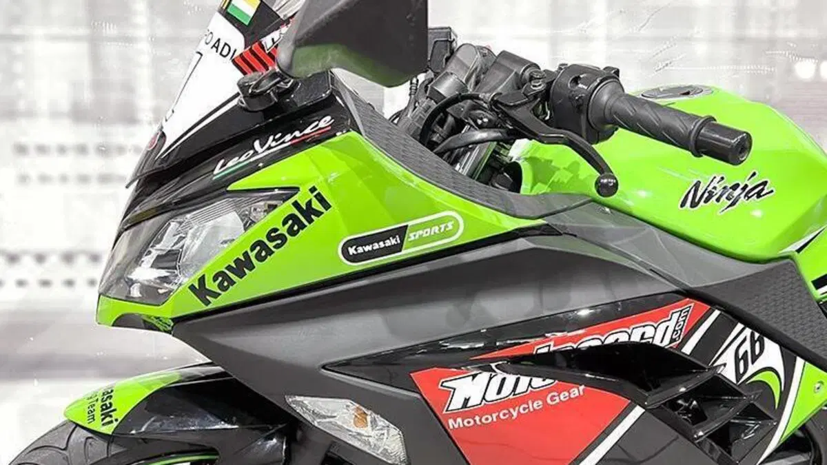 Kawasaki Ninja 300 ABS (2012 - 16)  (4)