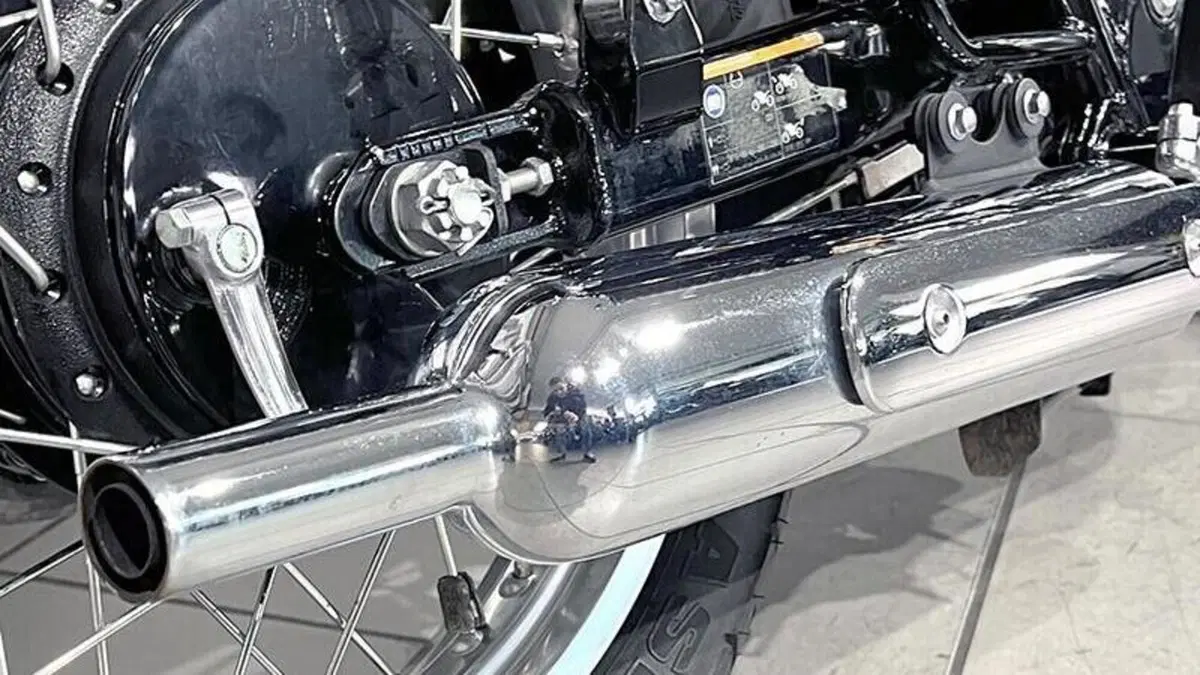 Kawasaki W 800 (2010 - 17)  (4)
