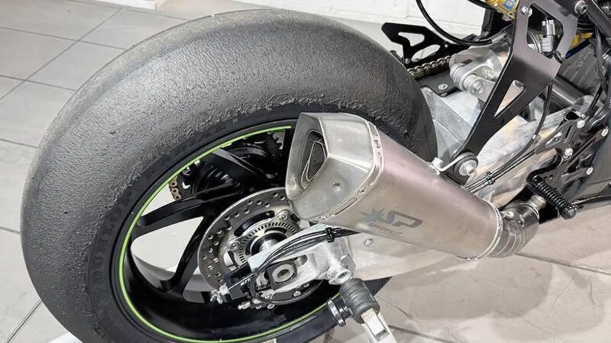 Kawasaki Ninja 1000 ZX-10RR (2017 - 18)  (8)