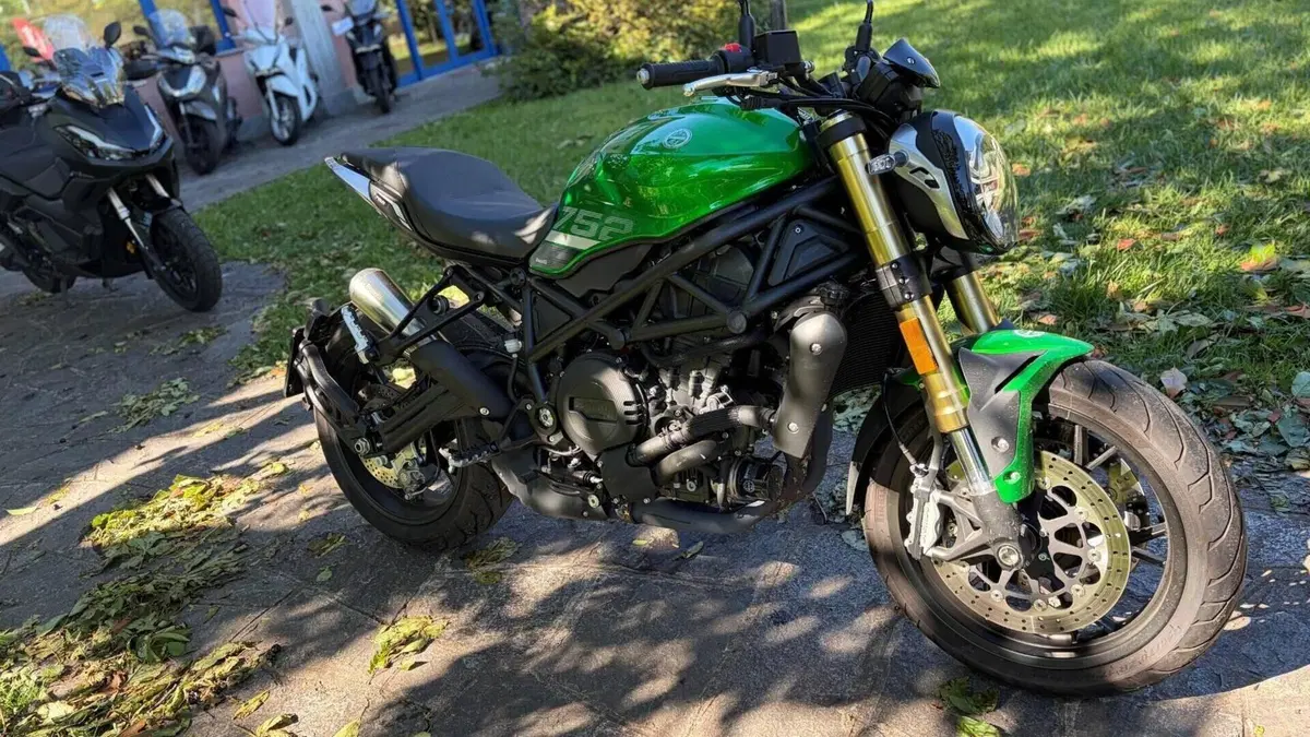 Benelli 752 S (2022 - 25)  (4)