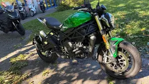 Benelli 752 S (2022 - 25)  (4)