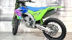 Kawasaki KX250 (2025)  (2)