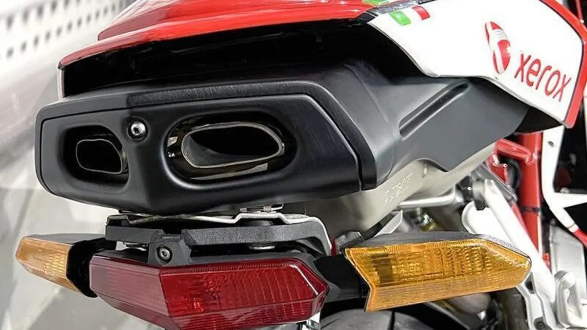 Ducati 999 (2005 - 06)  (5)
