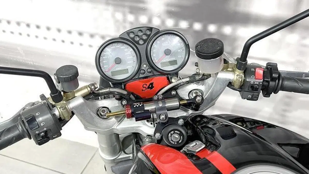 Ducati Monster S4 (2001 - 03)  (6)