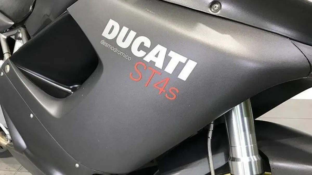 Ducati ST4 (1999 - 02)  (3)