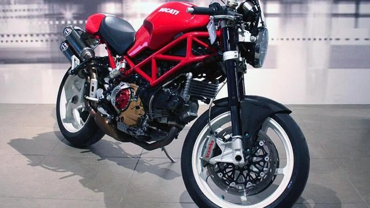 Ducati Monster S2R 1000 