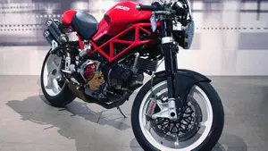 Ducati Monster S2R 1000 
