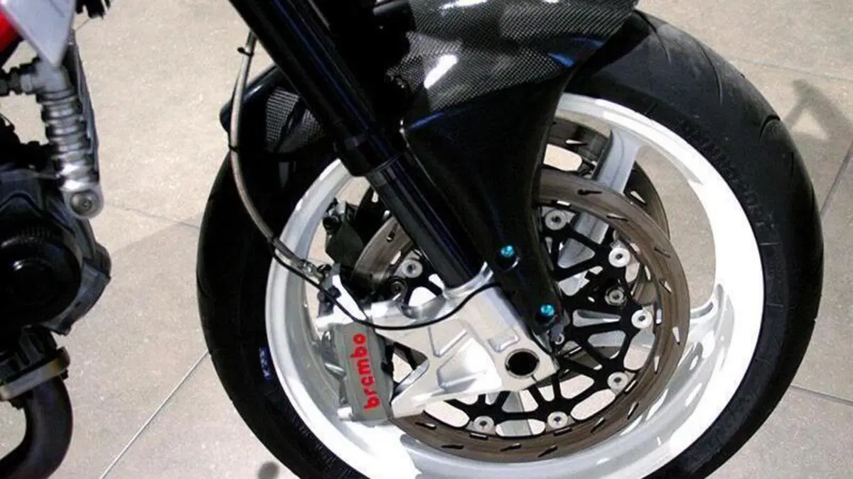Ducati Monster S2R 1000  (8)