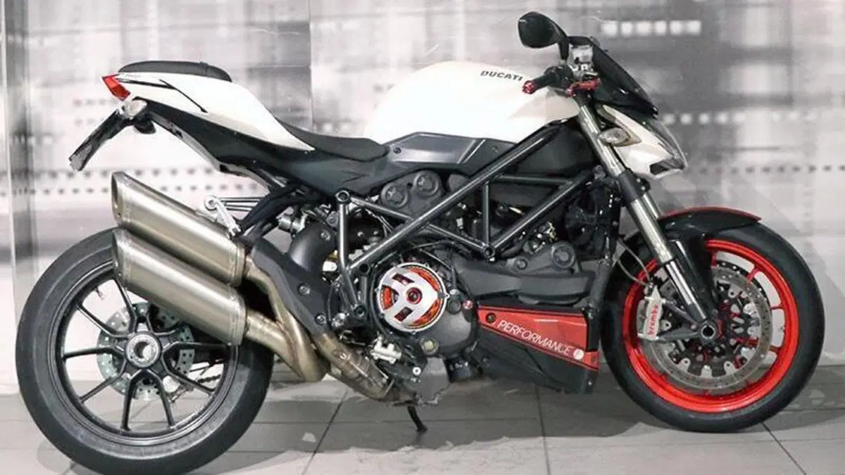 Ducati Streetfighter (2009 - 12)  (8)