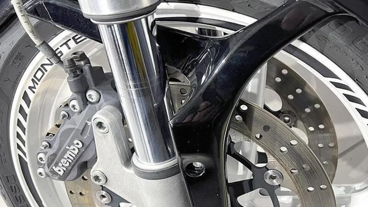 Ducati Monster S2R 1000  (5)