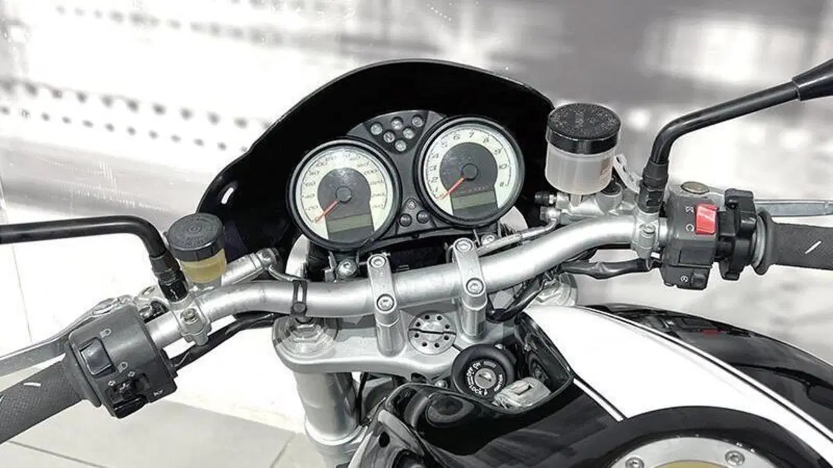 Ducati Monster S2R 1000  (6)