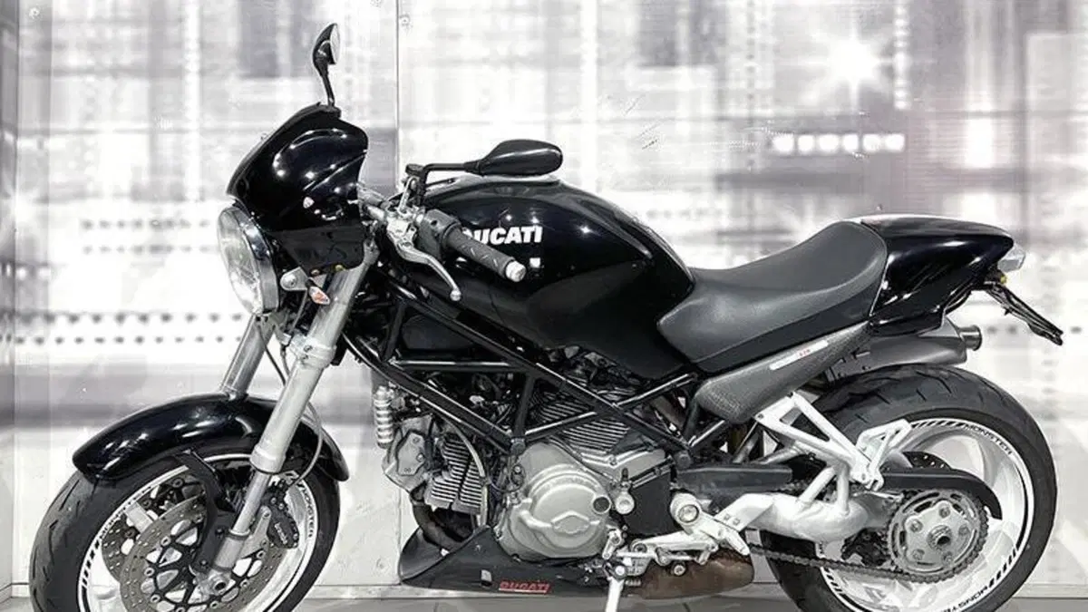 Ducati Monster S2R 1000  (7)
