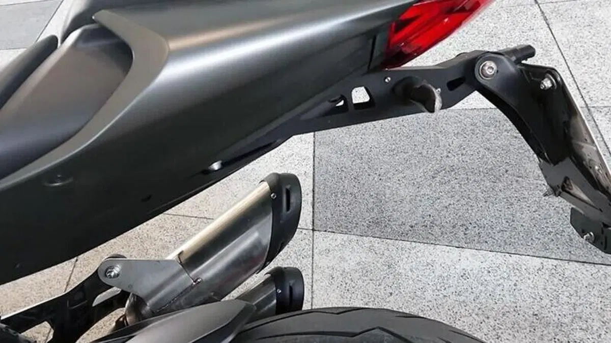 Ducati Monster 937 (2021 - 25)  (7)