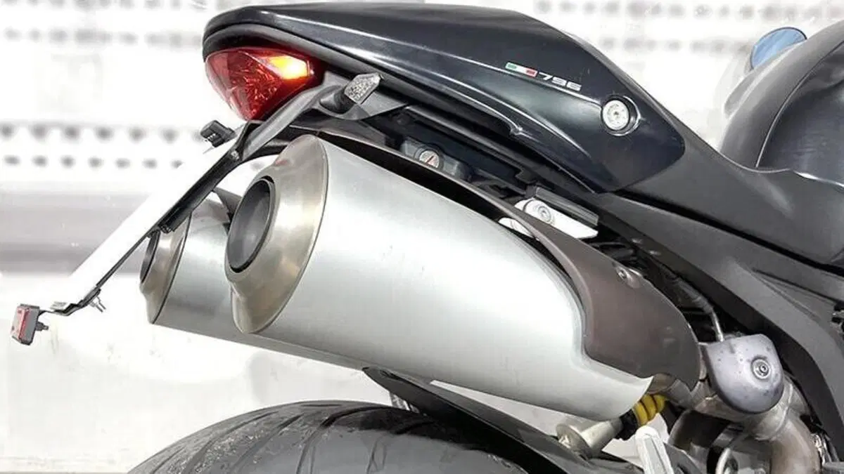 Ducati Monster 796 (2010 - 13)  (3)