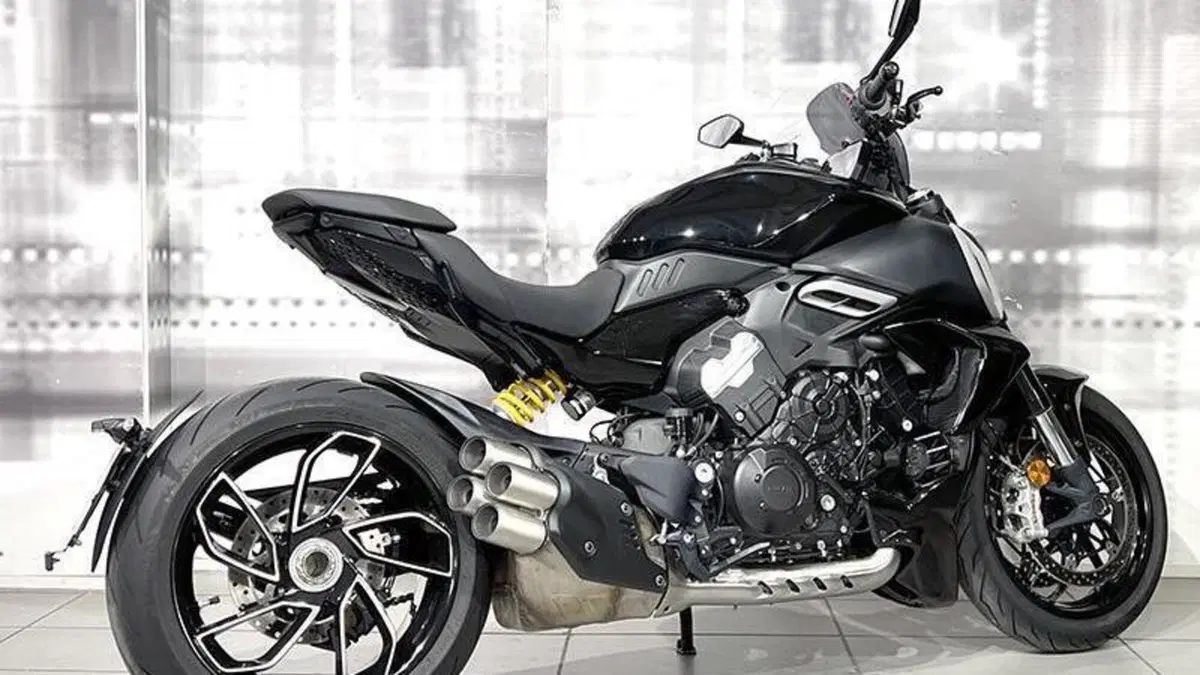 Ducati Diavel V4 (2023 - 26)  (8)
