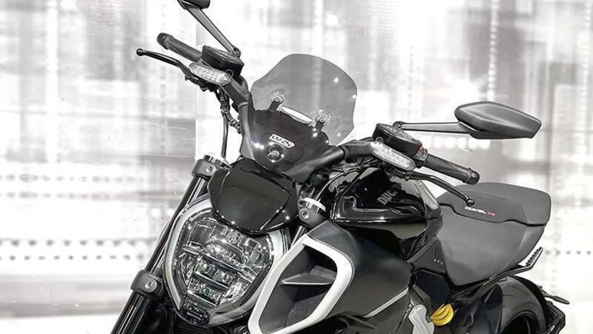 Ducati Diavel V4 (2023 - 26)  (9)
