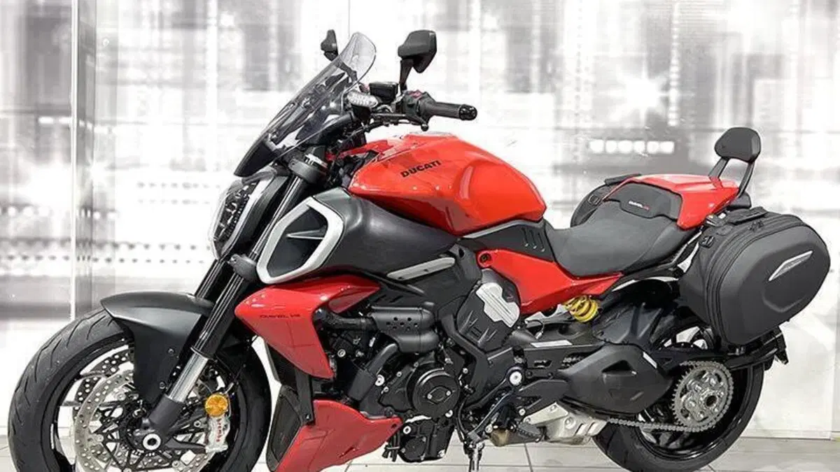 Ducati Diavel V4 (2023 - 26)  (7)