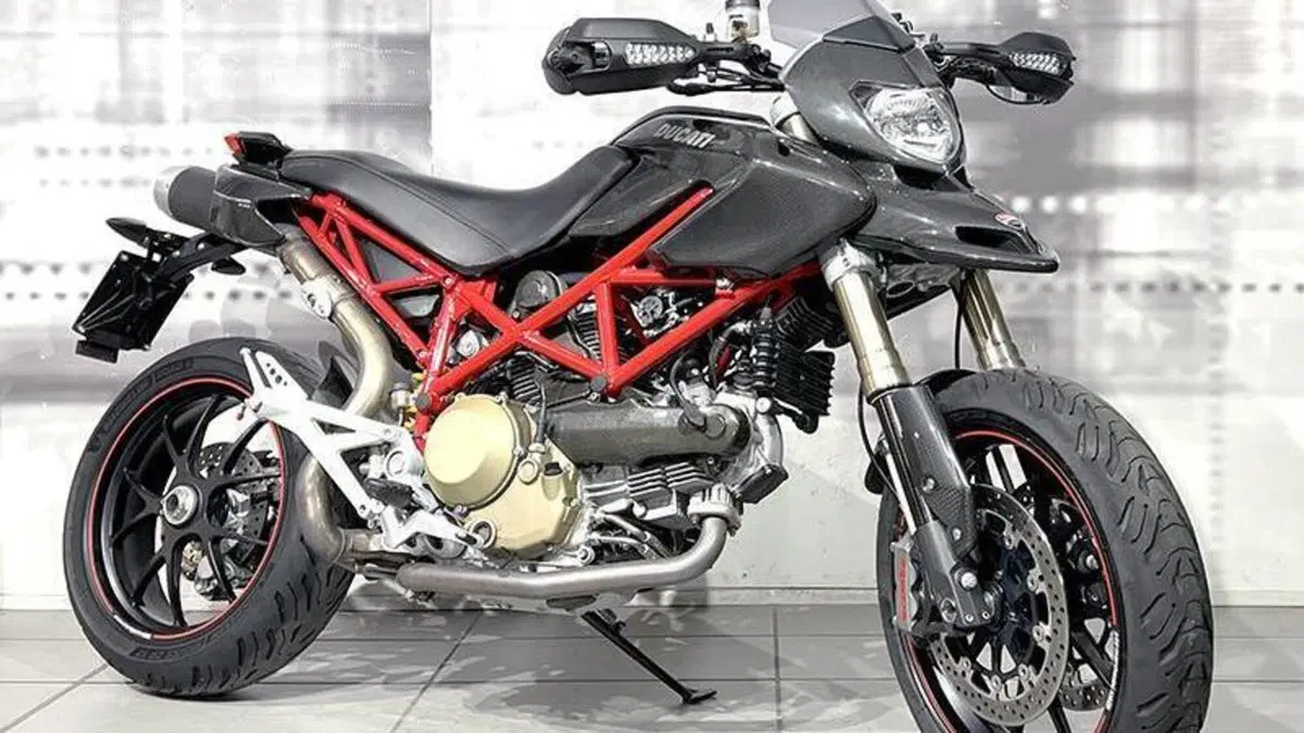 Ducati Hypermotard 1100 S (2007 - 09) 