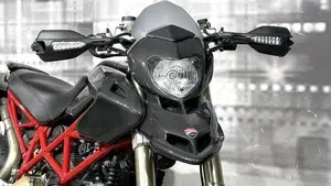 Ducati Hypermotard 1100 S (2007 - 09)  (9)