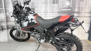Ducati DesertX (2022 - 25)  (2)