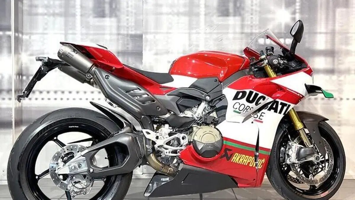Ducati Panigale V4 S (2025 - 26)  (8)