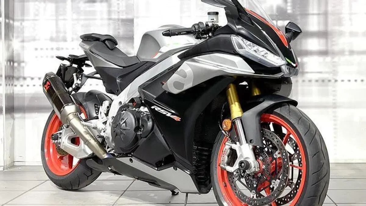 Aprilia RSV4 1100 (2021 - 24) 