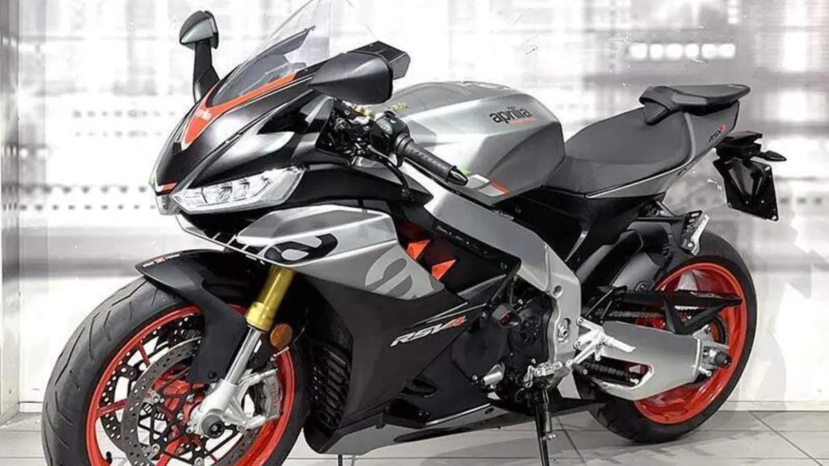 Aprilia RSV4 1100 (2021 - 24)  (7)
