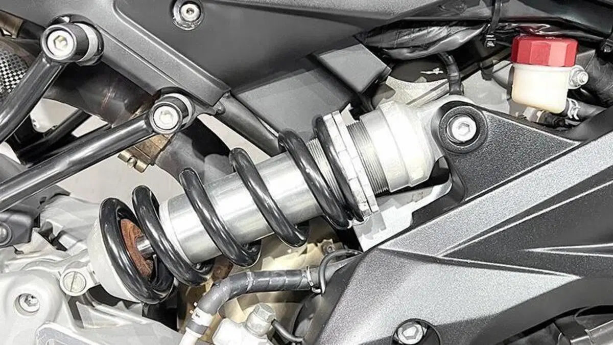 Aprilia Shiver 750 (2010 - 16)  (5)