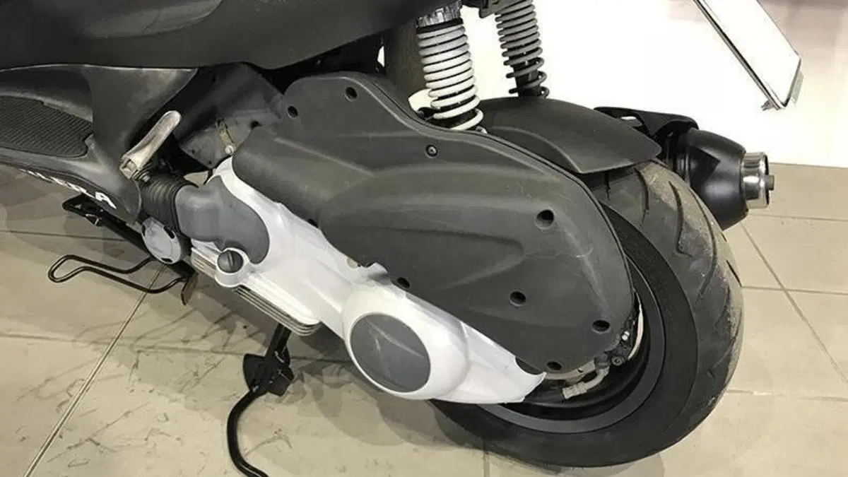 Gilera Runner 200 VXR (2002 - 05)  (4)