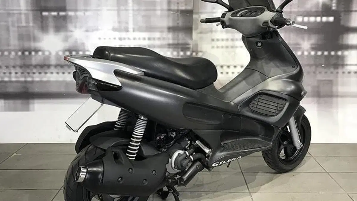 Gilera Runner 200 VXR (2002 - 05)  (8)
