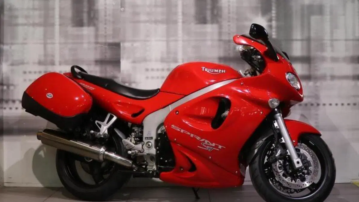 Triumph Sprint 955 ST 