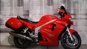 Triumph Sprint 955 ST 