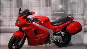 Triumph Sprint 955 ST  (7)