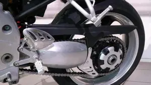 Triumph Speed Triple 955 (2002 - 04)  (5)