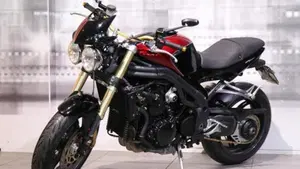 Triumph Speed Triple 1050 (2005 - 11)  (7)