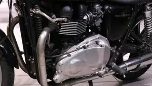 Triumph Bonneville (2007 - 16)  (9)
