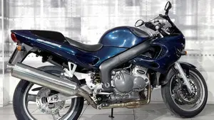 Triumph Sprint 955 RS (1999 - 01)  (8)