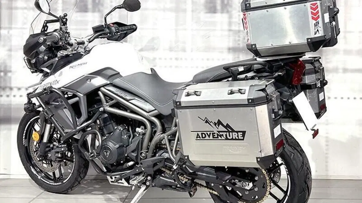 Triumph Tiger 800 XRx (2015 - 17)  (2)