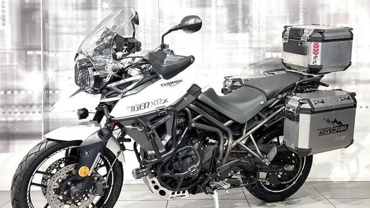 Triumph Tiger 800 XRx (2015 - 17)  (7)