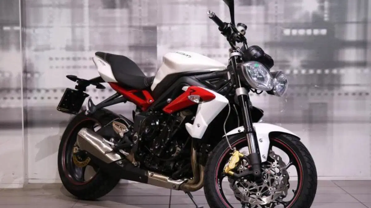 Triumph Street Triple R ABS (2013 - 17) 
