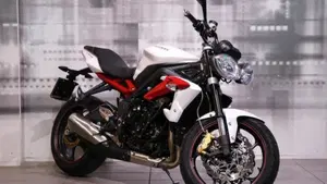 Triumph Street Triple R ABS (2013 - 17) 