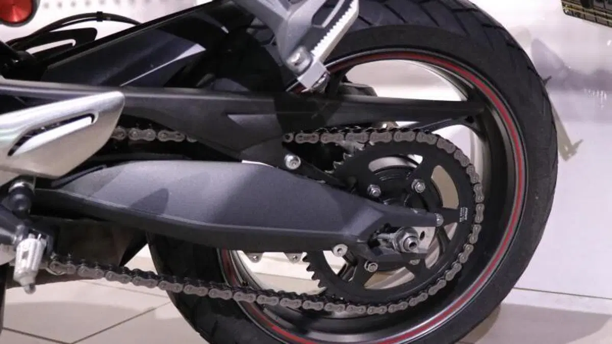 Triumph Street Triple R ABS (2013 - 17)  (5)